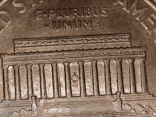 2009-D-Lincoln-Penny-Extra-Columns-In-Bays-1.5.7.-And-11?